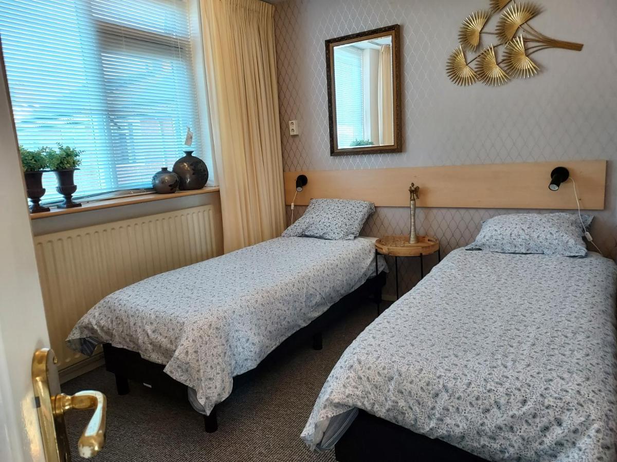 Familie Postma B&B Anjum エクステリア 写真